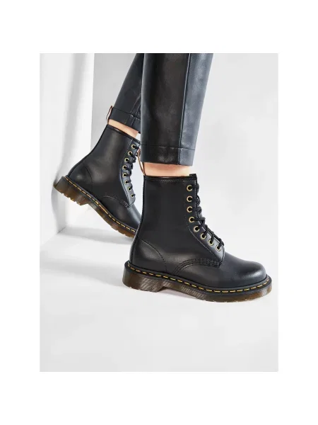 Marte Dr. Martens Vegan Black crna