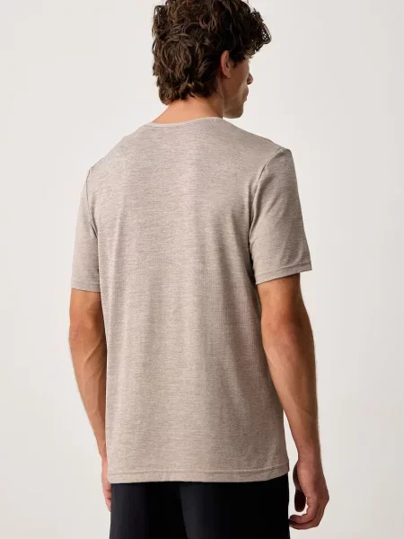 Póló Under Armour bézs