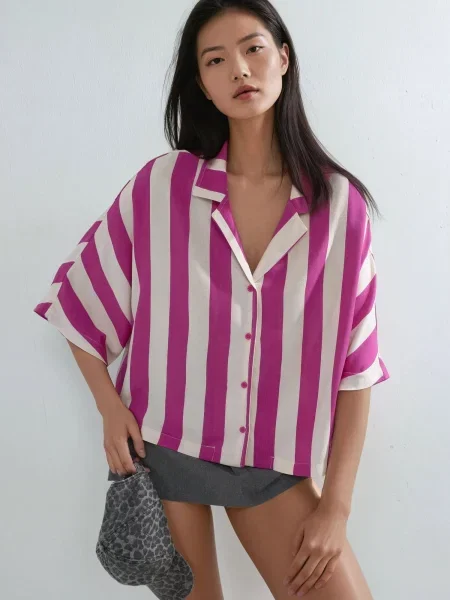 Busem Halenka magenta bílá