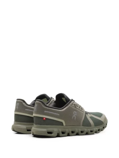 Sneakerși On