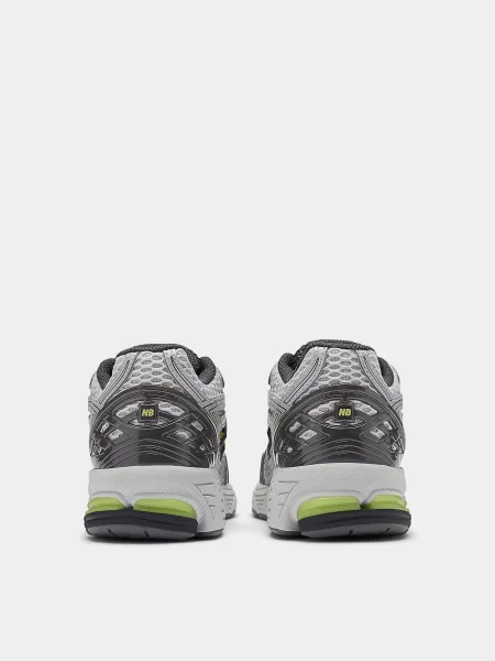 Детские кроссовки New Balance белые