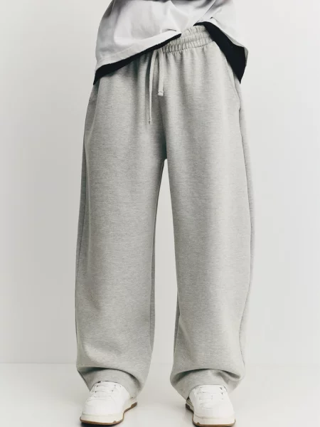 Pull&Bear Pantaloni gri