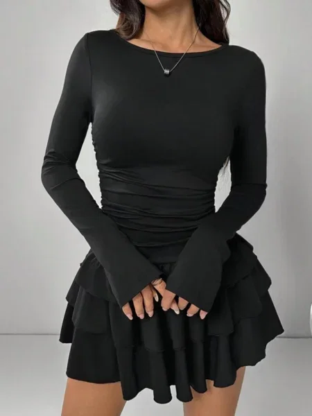 Rochie mini Dewberry cu volane în straturi negru