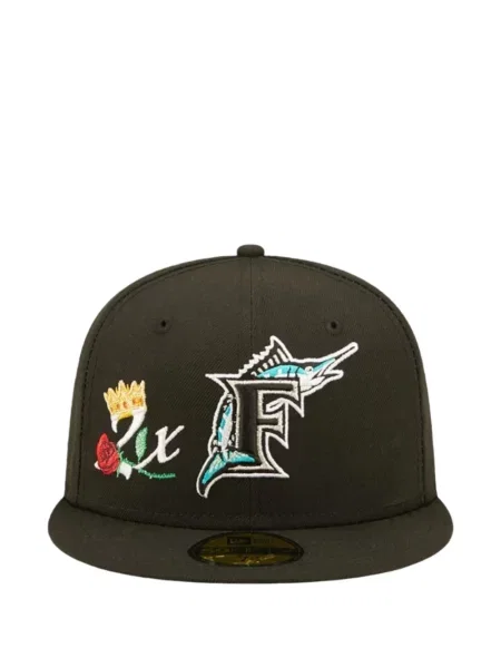 Șapcă New Era Cap cu broderie negru