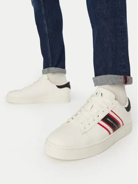 Armani Exchange Sneakersy biały