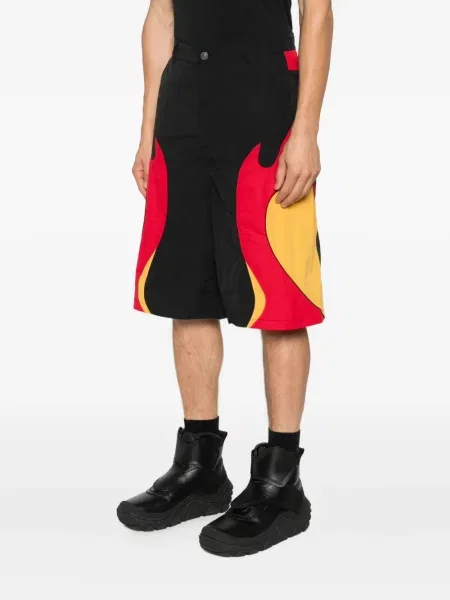 Pantaloni scurți Kusikohc cu imagine negru