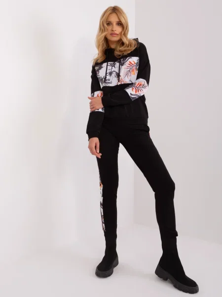 Trenirka Fashionhunters črna