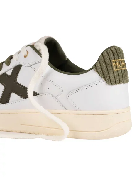 Pantofi Munich alb