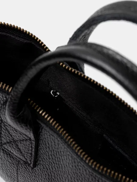 Шкіряна сумка для ноутбука Answear.LAB чорний