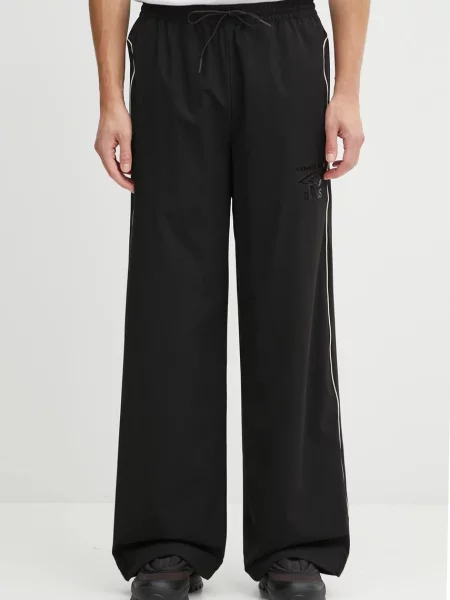 Rains spodnie dresowe Rains x Umbro wzorzyste czarny