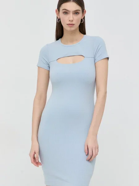 Рокля Guess къс модел с кройка по тялото синьо