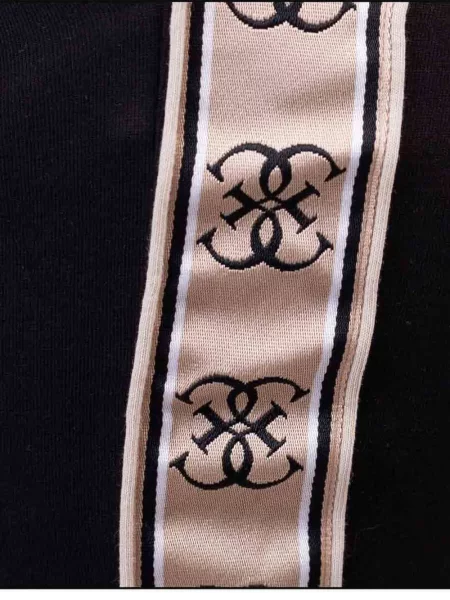Trčanje hlače Guess s autogramom crna