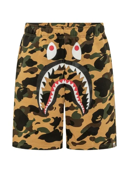 Pantaloni scurți A Bathing Ape® cu model camuflaj galben