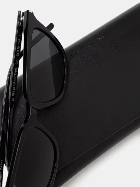 Солнцезащитные очки Saint Laurent