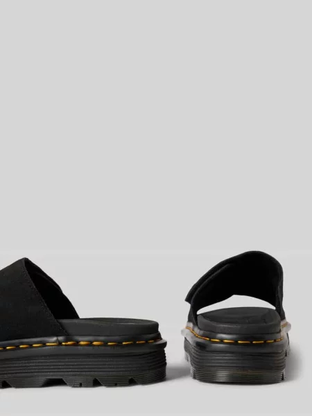 Klapki Dr. Martens czarne