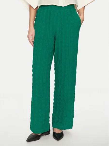 Vero Moda Pantaloni din Noella Straight Fit verde