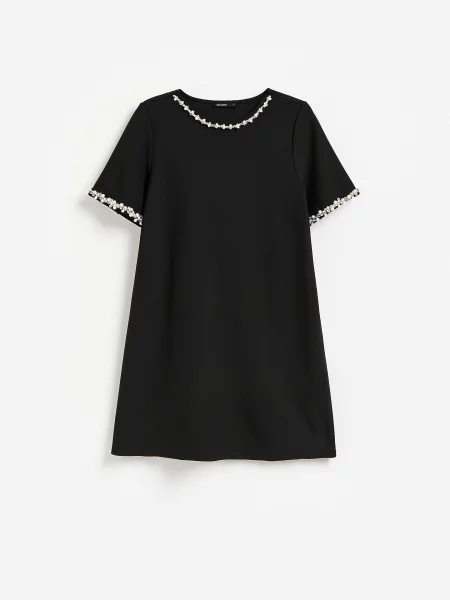 Reserved Rochie mini cu aplicații negru
