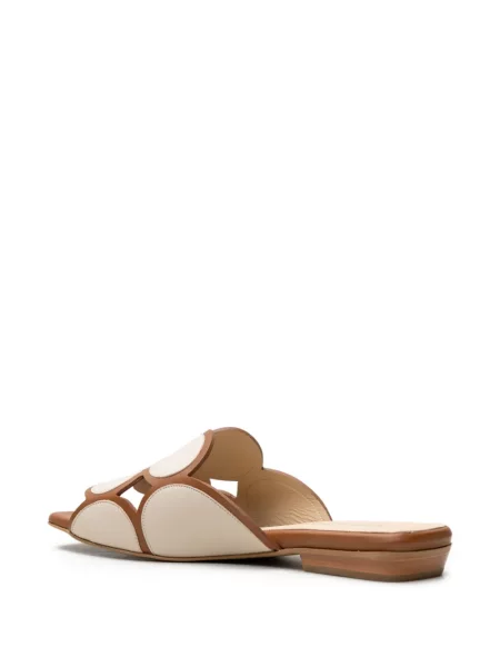 Sandale Chuckies din piele maro