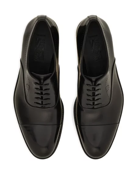 Oxford Ferragamo din piele negru