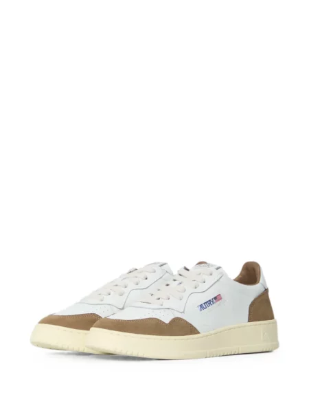 Sneakerși Autry din piele de căprioară alb