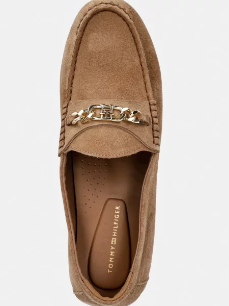 Tommy Hilfiger мокасини дамски от велур TH CHAIN SUEDE LOAFER бежово
