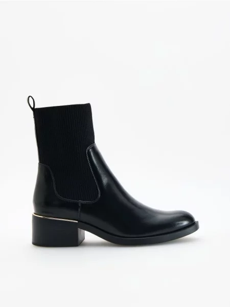 Reserved Botine cu inserție elastică negru