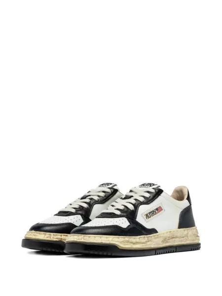 Sneakerși Autry alb