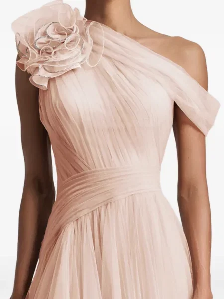 Rochie maxi Gemy Maalouf cu model floral cu un umăr gol de costum