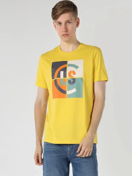 Футболка Colin's желтая