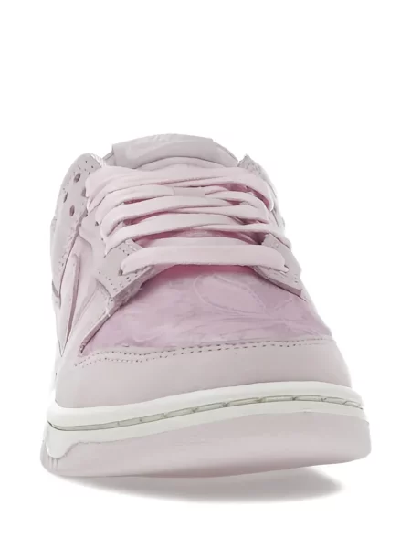 Φλοράλ ποδόσφαιρο sneakers Nike Air Max Plus με φτερά μαύρο