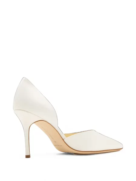 Pantofi cu toc Manolo Blahnik din satin alb
