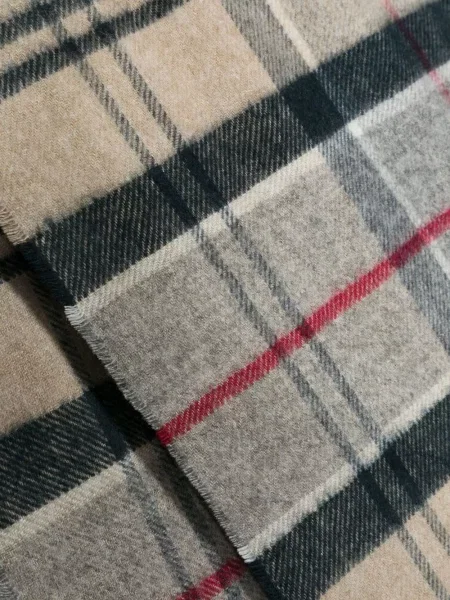 Kostkovaný šál Barbour šedý