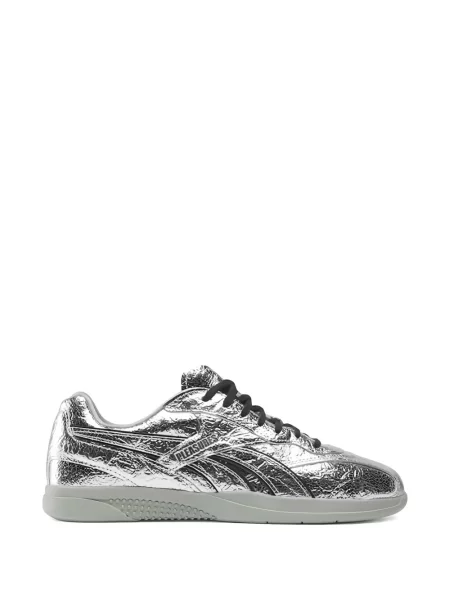 Sneakerși Reebok streetstyle