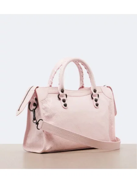 Top Balenciaga din piele roz