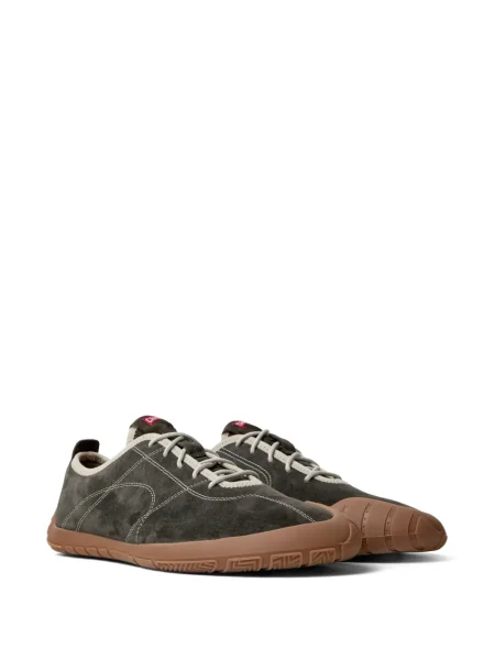 Sneakerși Camper din piele de căprioară gri
