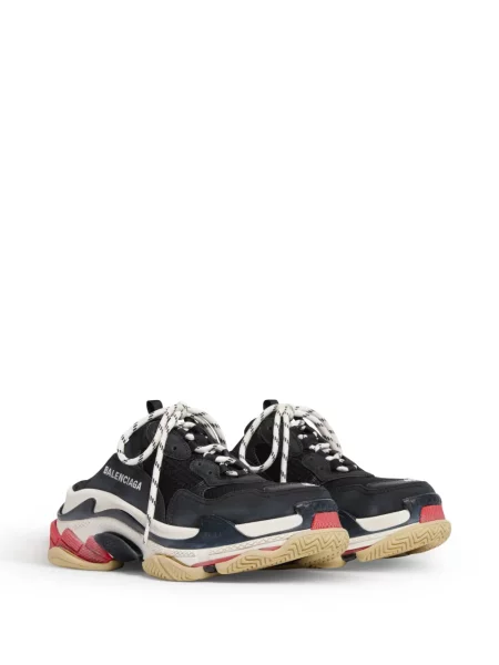 Sportbačiai Balenciaga Triple S juoda