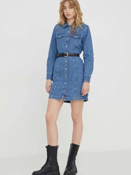 Дънкова рокля Levi's къса със стандартна кройка синьо