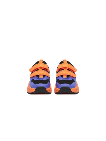 Sneakersy Guess Barevná