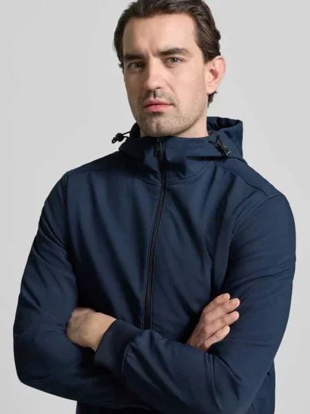 Krój regular fit kurtka funkcyjna z kapturem Tom Tailor Denim