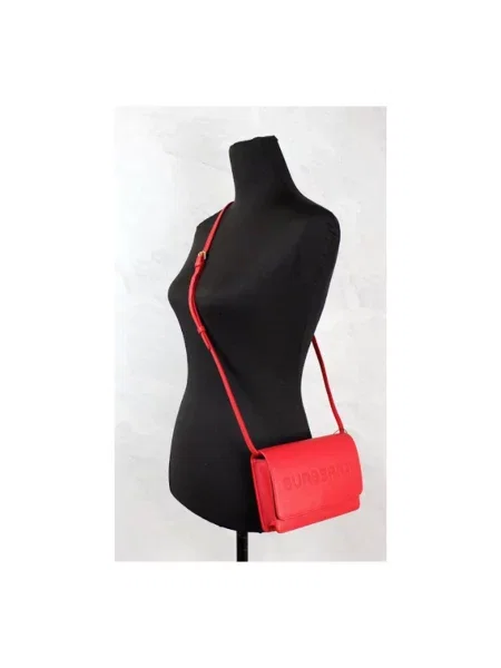 Torebka crossbody Burberry skórzana z logo czerwona