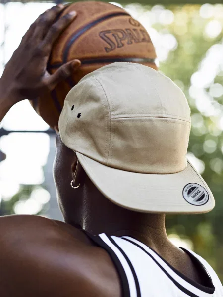 Klasična kapa s šiltom Flexfit rjava