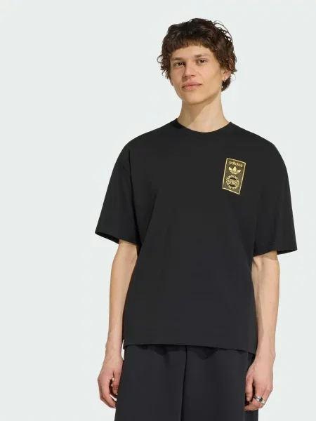 Футболка adidas Graphics чорний