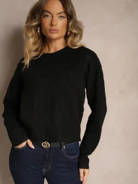 Sweter w Klasycznym Stylu z Tłoczonym Wzorem Deriel czarny