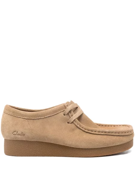 Pantofi derby Clarks cu șireturi din piele de căprioară