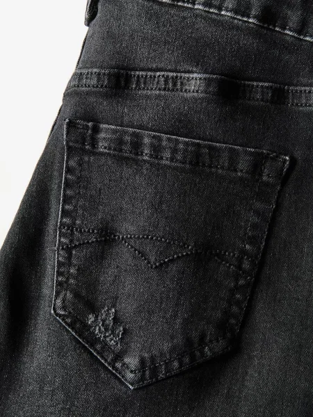 Reserved Джинси relaxed slim чорний
