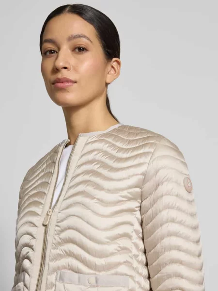 Pikowana kurtka krój slim fit z naszywanymi model Tamina' Save The Duck