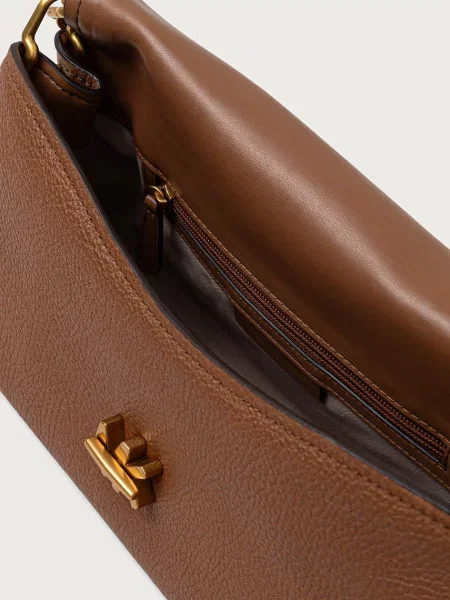 Кожаная сумка шоппер Michael Michael Kors
