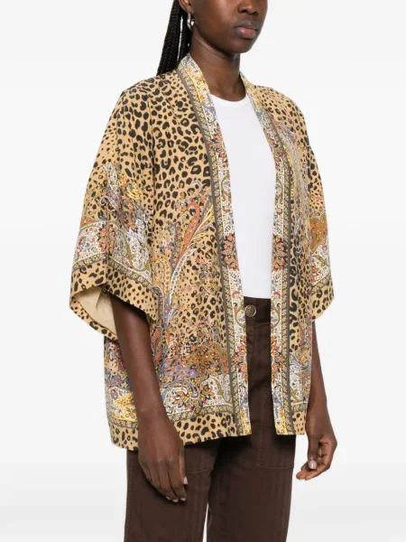 Яке Etro с леопардов принт