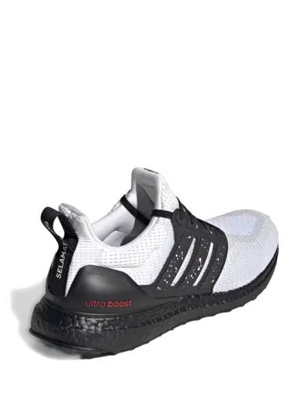 Бягане обувки за бягане Adidas Terrex с автограф бяло