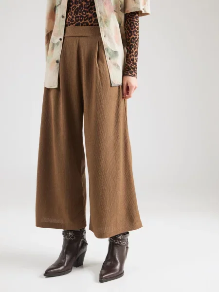S.Oliver Pantaloni cutați caramel maro
